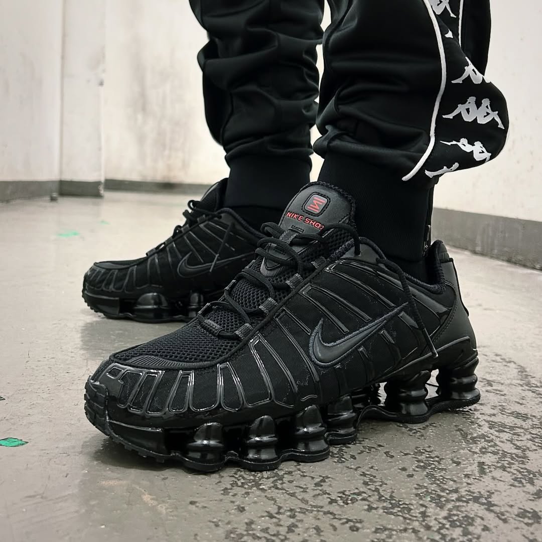 Nike Shox TL Black Metallic Men's Sneaker - Image 7