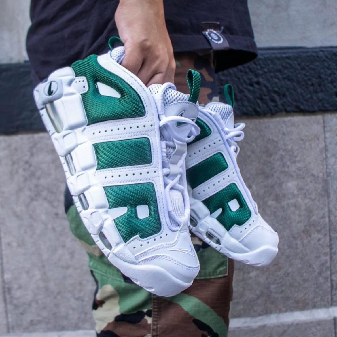 Nike Air More Uptempo Low White Green Sneaker - Image 2
